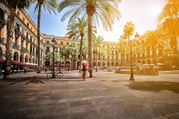 Fotobehang Plaza Real in Barcelona © Roman Rodionov