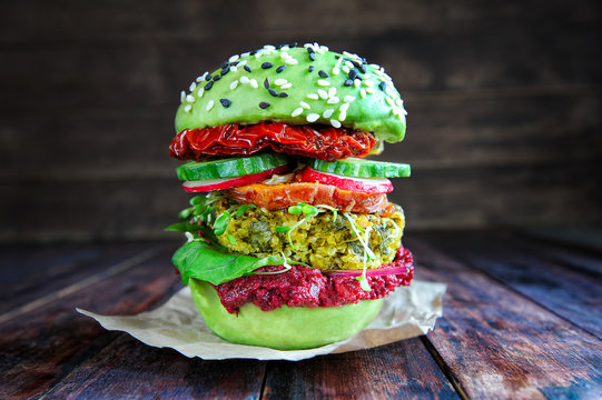 Fresh Avocado Burger With Quinoa