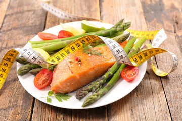 salmon and asparagus, diet food