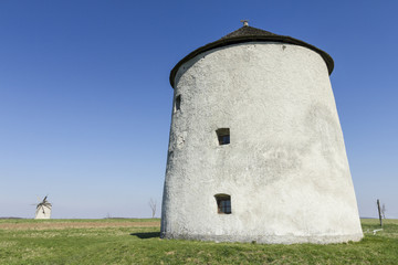 Obraz premium Windmills of Tés, Hungary