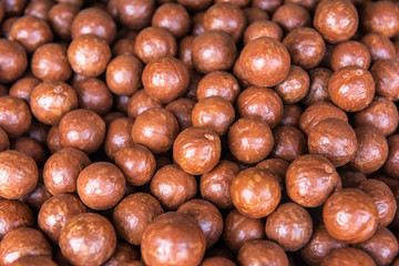 macadamia nuts texture