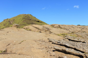 ヴィークの丘にて