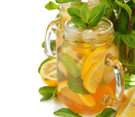 Refreshing tea with lemon and mint