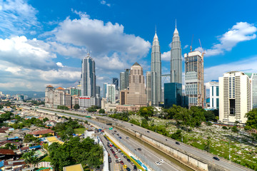 Obraz premium Panoramę wieży kuala lumpur
