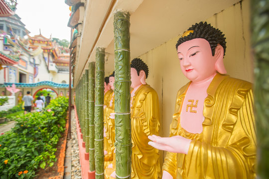 Golden Chinese statue