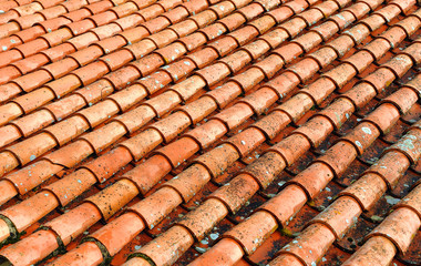 Tejado tradicional de tejas