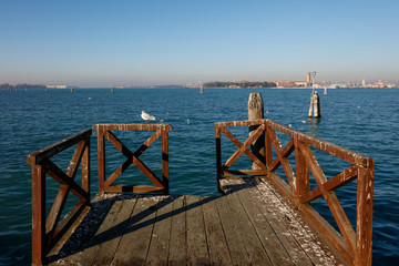 Venise, ponton d'embarquement fluvial