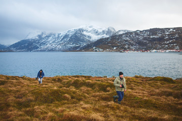 Fototapeta na wymiar Travel photographers on Lofoten