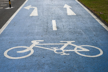 Bicycle lane signage on street