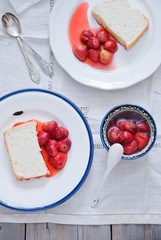 Angel Food Cake with Strawberry