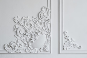 White wall molding with geometric shape and vanishing point. Luxury white wall design bas-relief...