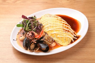 seafood omelette rice