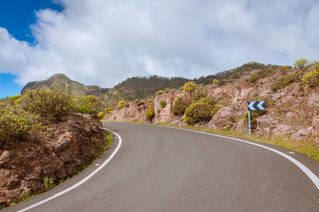 Winding roads leading through the hills of Gran Canaria