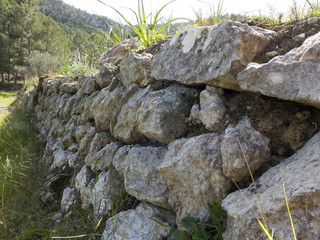 Bruchsteinmauer in der Serra de Tramuntana