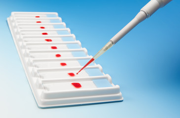 Array of blood samples for microscopy and pipette