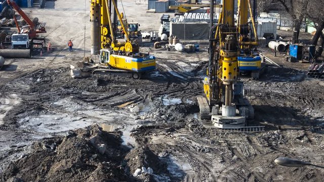 machine work on installing bored piles time lapse