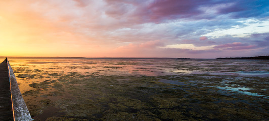 Obraz premium sunset with pier