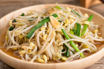 Fried bean sprouts, Vegetarian food.