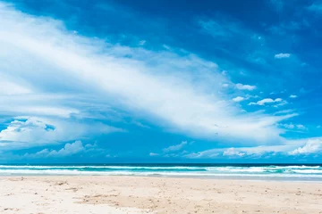 Fototapeten The beutiful view of dark blue sky with white cumulus clouds in hot sunny summer day on the beach in Gold Coast, Australia. © purmakdesigns
