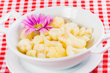 Boiled cauliflower in white plate