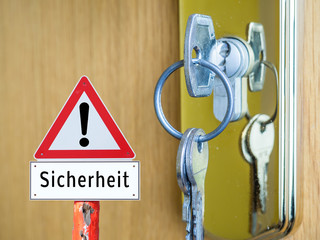 Warnschild Sicherheit Schlüssel