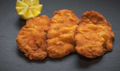 Wiener Schnitzel, Escalope de Viena, Fried Pork Chops
