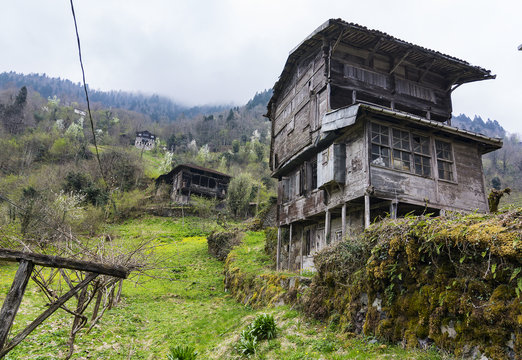 Old plateau houses