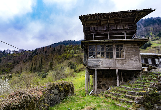 Old plateau houses