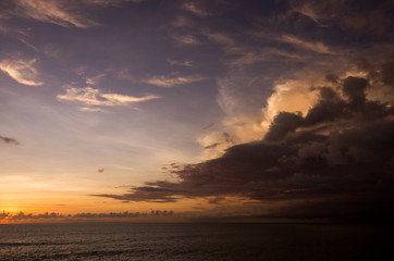 Fototapeta na wymiar バリ島の日没