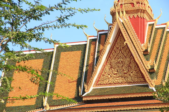 Wat Preah Prom Rath in Siem Reap, Cambodia © marcuspon