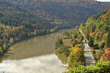 Droga wzdłuż rzeki Neckar