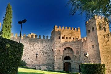 Puerta de Alfonso VI en Toledo