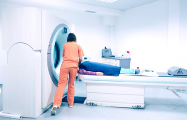 Magnetic resonance imaging (MRI) - obrazy, fototapety, plakaty