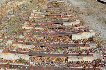 Schienenabriss - Betonschwellen mit Stahlverbindung