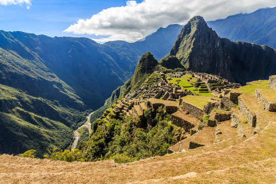 View from the top to old Inca ruins and Wayna Picchu, Machu Picchu, Urubamba provnce, Peru