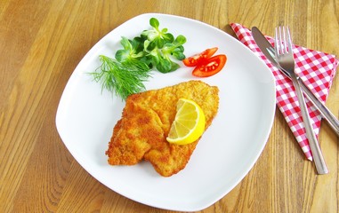 Mahlzeit mit Wiener Schnitzel