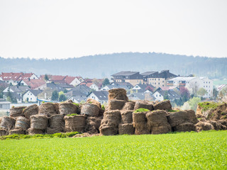 Alte Strohrollen