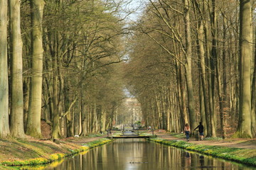 Kanal im Schlosspark Ludwigslust - obrazy, fototapety, plakaty
