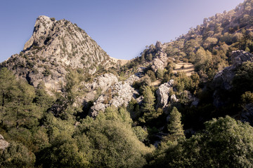 Entre montañas