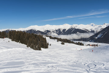 Fototapeta na wymiar Panoramic view down an alpine mountain valley