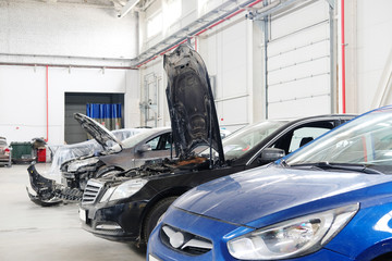 Obraz na płótnie Canvas Stupino, Moscow region, Russia - Cars in a body shop in Stupino