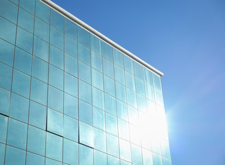 Fototapeta na wymiar building construction on blue sky background