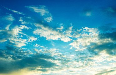 Obraz na płótnie Canvas blue sky background with tiny clouds