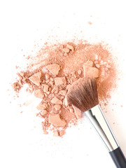 Make-up brush and crushed face powder