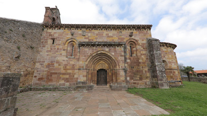 Iglesia Santa María de Yermo, Cantabria