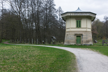 Obraz premium Stuttgart Rotwildgehege European Hut Park Germany Baerensee Outdoors WIlderness Path Nobody Autumn Cold