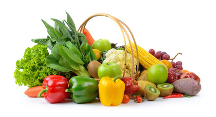 légumes et fruits sur fond blanc