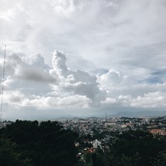 вид на город 