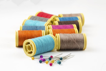 Dikiş İğnesi Ve Dikiş İpleri