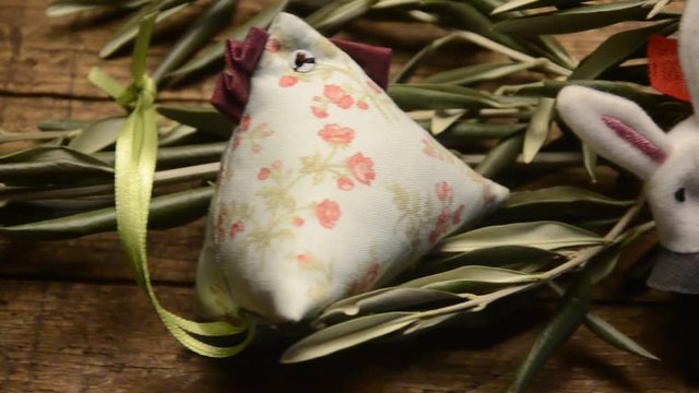Pascua Pasqua Easter Pascha Paasfees Ostern P&acirc;ques Resurrection Sunday Velikonoce Wielkanoc Paști P&aacute;scoa Pashk&euml;t Domingo da Ressurrei&ccedil;&atilde;o Veľk&aacute; noc Пасха פסחא &Pi;ά&sigma;&chi;&alpha; عيد القيامة 復活節 Lễ Phục Sinh